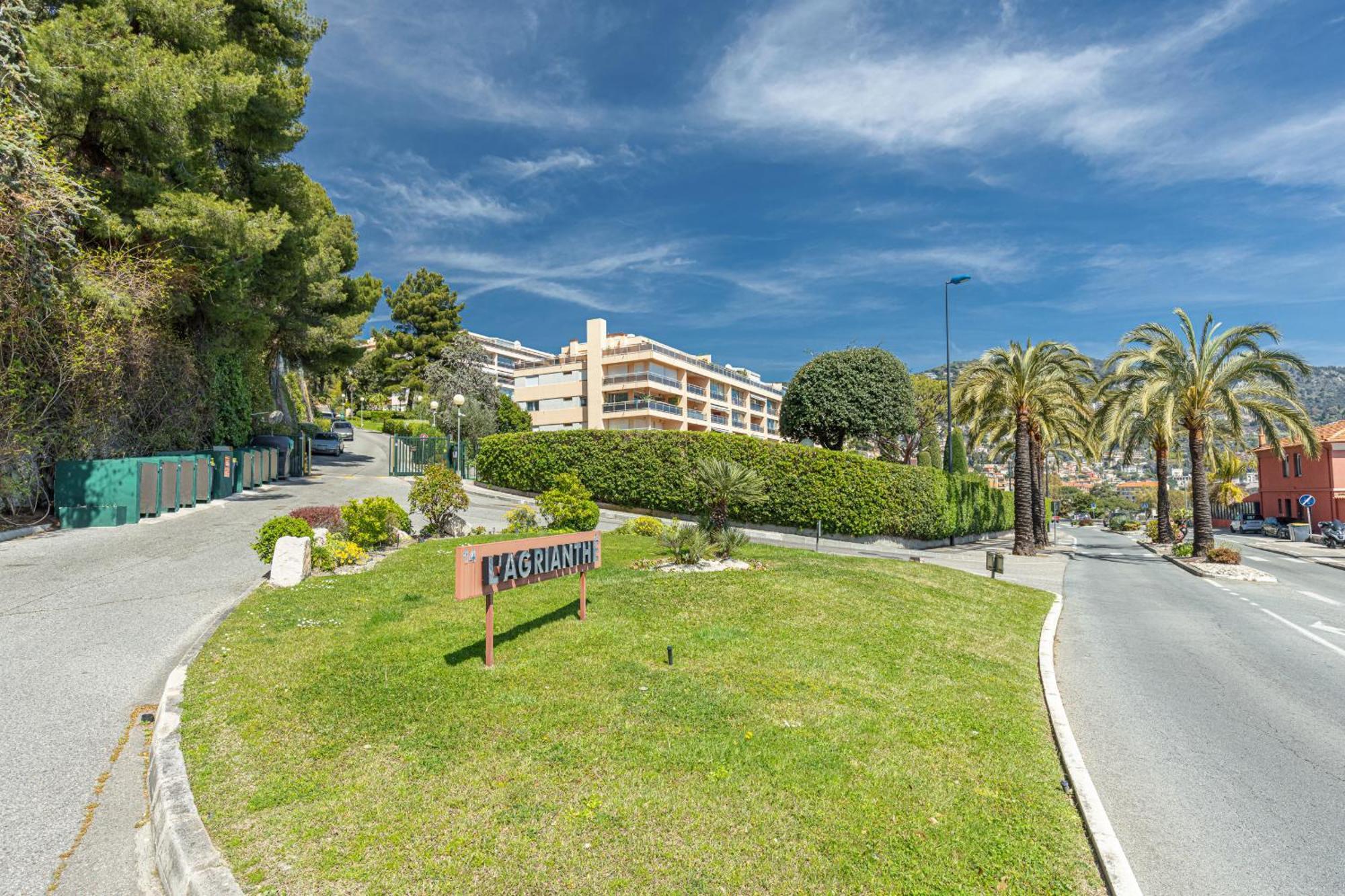 2 Bdr Villefranche-Sur-Mer Sea View Parking And Swimming Pool Exterior foto